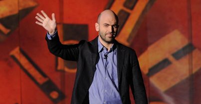 Roberto Saviano durante la seconda puntata di "Quello che (non) ho" (ANSA/ALESSANDRO DI MARCO) 