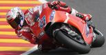 Casey Stoner su Ducati (LaPresse) 