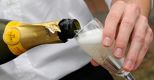 Anno positivo per gli spumanti italiani: in forte aumento la vendita all'estero delle bollicine made in Italy (Marka) 
