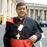 Il Vaticano: «Solidarietà al cardinale Sepe» (Olycom) 