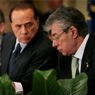 Fini lascia il futuro della legislatura nelle mani di Berlusconi (El Pais) 