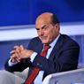 Bersani adesso teme un caso Fini e polemizza con Veltroni: «Non si può dire sto dentro e fuori» 