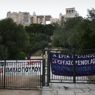 Scontri con la polizia ad Atene intorno all'Acropoli occupata dai manifestanti  (AP) 