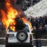 Scontri a Tirana tra le forze di polizia e i manifestanti (Epa) 
