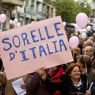 Le donne in piazza da Roma a Palermo per chiedere rispetto. «Siamo oltre un milione» 