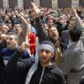 Proteste contro il governo a Damasco. Marzo 25, 2011 (AP Photo/Muzaffar Salman) 