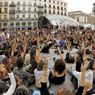 In Spagna irrompono sulla scena gli "indignados" di Movimento 15M 