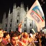 Tensione prima del voto:  a Napoli fiamme nel comitato di Lettieri, rissa a Milano tra sostenitori   
