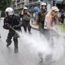Atene, nuovi scontri contro le misure del governo: 27 feriti  
