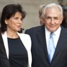 Strauss-Kahn insieme alla moglie Anne Sinclair (AFP) 