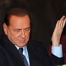 Come l'araba fenice, se Berlusconi rinasce un'altra volta. Vittorie e sconfitte (mediatiche) di un leader 