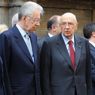 Il Presidente della Repubblica, Giorgio Napolitano con il Presidente del Consiglio, Mario Monti (Ansa) 