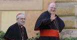 I cardinali Timothy Dolan e Justin Francis Rigali - Ap 
