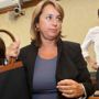 Gambaro (M5S) : �La mia � una battaglia di libert�. Sono tranquilla� - Via alla procedura di espulsione per Pinna. Sit-in dei fedelissimi di Grillo