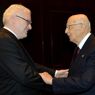 Il presidente della Repubblica Giorgio Napolitano con il presidente della Repubblica di Croazia Ivo Josipovic (Ansa) 