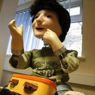 Kasper, il robot utilizzato nel trattamento dell'autismo Kasper, il robot utilizzato nel trattamento dell'autismo