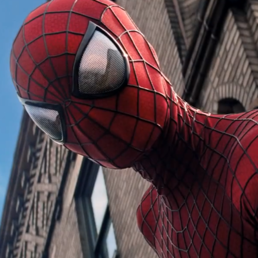 Una scena del film "The Amazing Spider-Man"