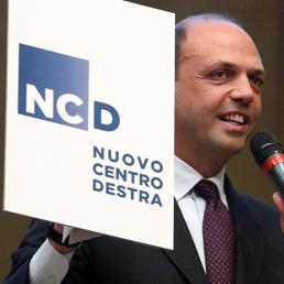 Alfano presenta simbolo Ncd. (Ansa)