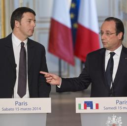 Francois Hollande e Matteo Renzi (Ap)