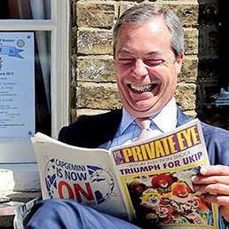 Nigel Farage nel maggio scorso a Ramsey, la sola municipalità guidata finora dal suo Uk Independence Party