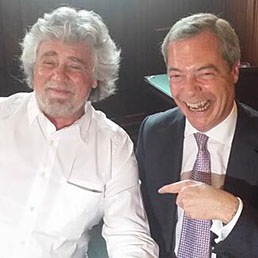 Beppe Grillo con Nigel Farage