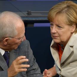 Angela Merkel e Wolfgang Schaeubl (Afp)