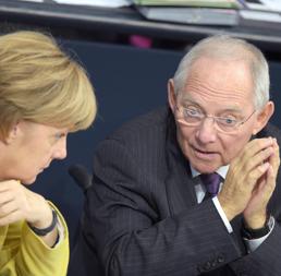 Merkel Schauble (Epa)