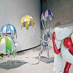 L'installazione «Fabulae romanae» di Lucy e Jorge Orta è stata commissionata dal Gruppo Zegna per un allestimento al Maxxi di Roma, nell'ambito di ZegnArt Special Project. Nell'ambito del progetto del Gruppo Zegna sono state realizzate diverse mostre basate su collaborazioni con artisti contemporanei