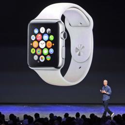 Apple lancia il suo Apple Watch e due nuovi iPhone extra large - Il Sole 24  ORE