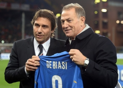 Leicester:De Biasi