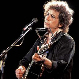 11 aprile 1961, la «prima volta» sul palco di Bob Dylan. Il mito compie 50 anni (Olycom)