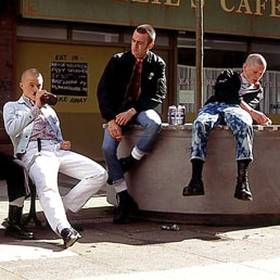 Una scena del film "This is England"