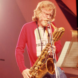 Gerry Mulligan in concerto con Astor Piazzolla Midem, Francia 1976 (Foto di Franca R. Mulligan)