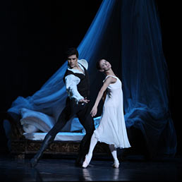 Nella foto Roberto Bolle e Maria Eichwald (Foto Brescia-Amisano)