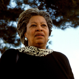 Toni Morrison: Le prossime elezioni americane sono ancora una questione di razza