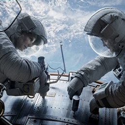 Una scena del film Gravity