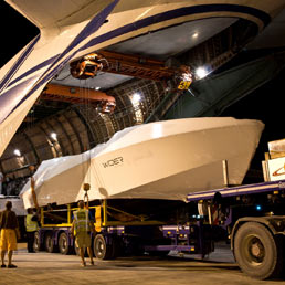 Il Wider 42' Cote d'Azur Edition protagonista di una straordinaria consegna aerea da Falconara