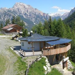 Progetto Fotovoltaico a San Martino in Badia, Bolzano (Ansa)