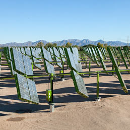 Il fotovoltaico che viene dallo spazio. Nella foto l'impianto fotovoltaico a concentrazione della ABB