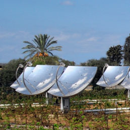 Tecnologia spaziale per il solare a concentrazione che produce elettricit e calore