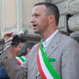 Il sindaco uscente di Verona, Flavio Tosi (Fotogramma)