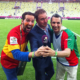 Nella foto Sergio Labruna (a destra) prima della sfida tra Italia e Spagna della fase eliminatoria