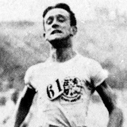 Nella foto Emilio Lunghi, mezzofondista di inizio Novecento, medaglia d'argento negli 800 metri alle Olimpiadi di Londra 1908 (Olycom)
