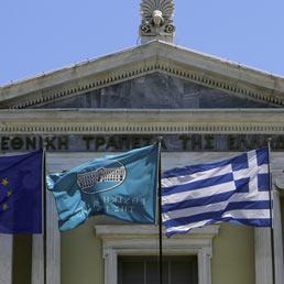 Gli investitori istituzionali sono sempre pi convinti che in Europa ci sar presto qualche paese costretto a fare default. La Grecia, prima di tutto (Ap)