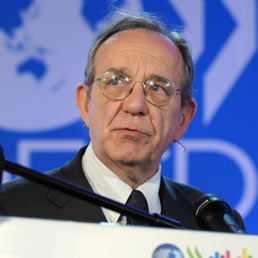 Pier Carlo Padoan, capo economista e numero due dell'OCSE