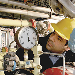 Stop al «maxi-polo» delle reti energetiche tra Terna e Snam