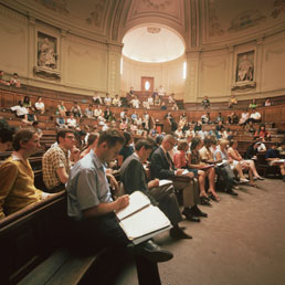 Studenti alla Sorbona (Corbis)