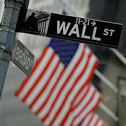 Wall Street all'Italia: per evitare il crack occorre un accordo bipartisan sulla crescita (Afp)