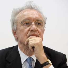 Il presidente del Cds di Intesa Sanpaolo, Giovanni Bazoli