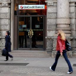 Aumento di capitale UniCredit al giro di boa